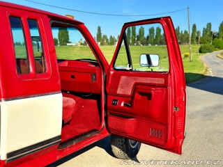 Ford F 250 7.5 V8 XLT 4x4 Manuál 1991