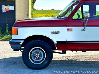 Ford F 250 7.5 V8 XLT 4x4 Manuál 1991