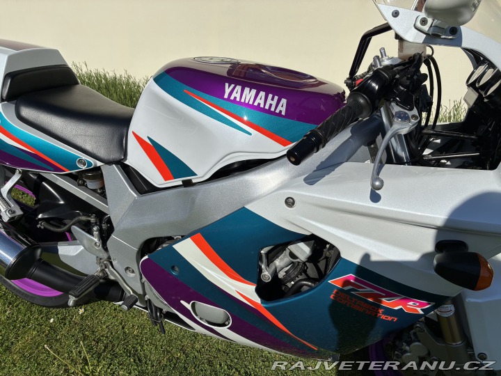 Yamaha FZ FZR600R 1994