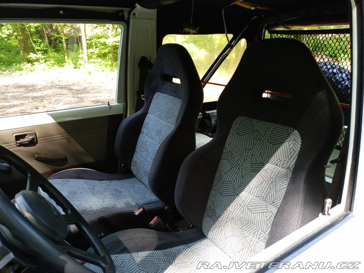 Suzuki Samurai 1989