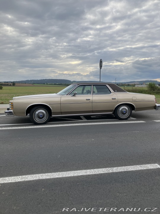 Ford LTD 351 V8 1977