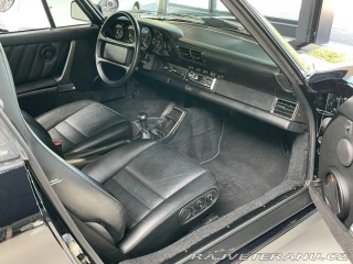 Porsche Ostatní modely 964 Carrera 2 1990