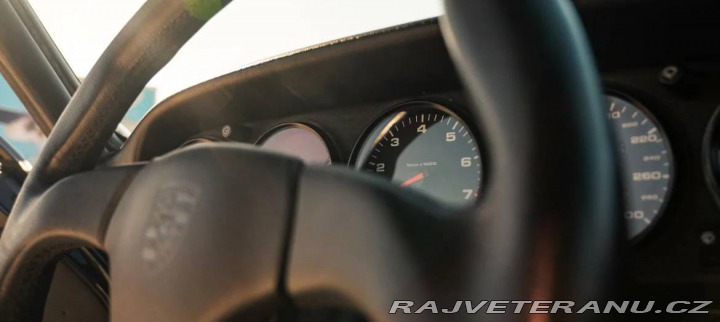 Porsche 911 964 Carrera 2 1990