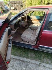 Buick Park Avenue Sedan 1990