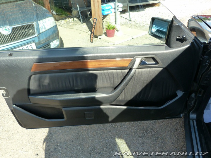 Mercedes-Benz 300 124 300 CE 1991