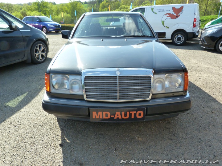 Mercedes-Benz 300 124 300 CE 1991