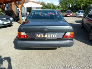 Mercedes-Benz 300 124 300 CE 1991