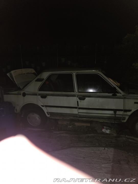 Škoda 136 GL 1987