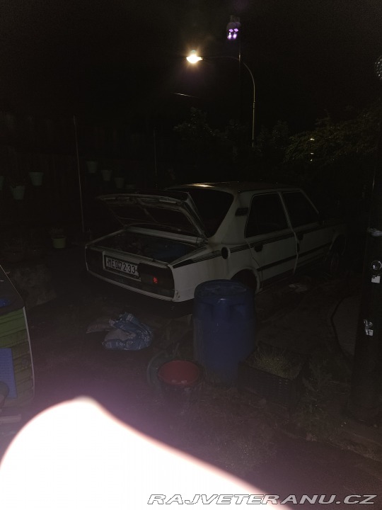 Škoda 136 GL 1987