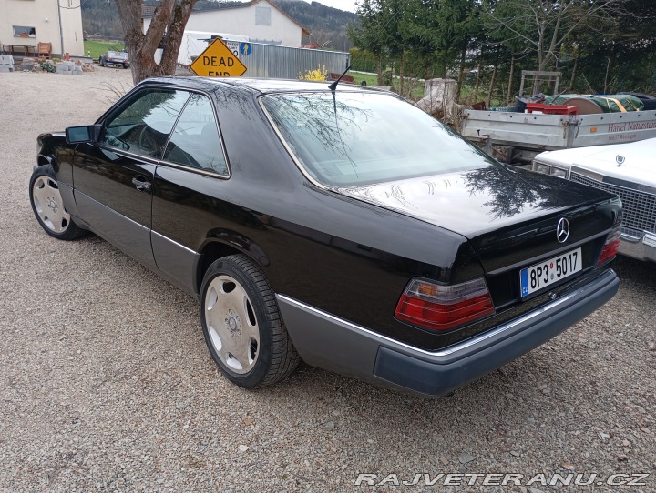 Mercedes-Benz 230 C124 1990
