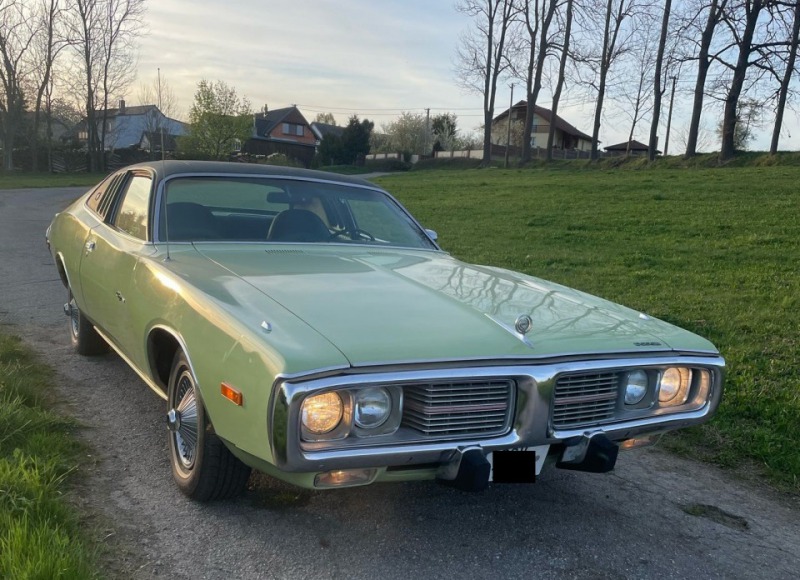 Dodge Charger 400 SE