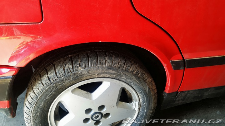 Lancia Thema 8.32 Rosso Corsa limited 1990