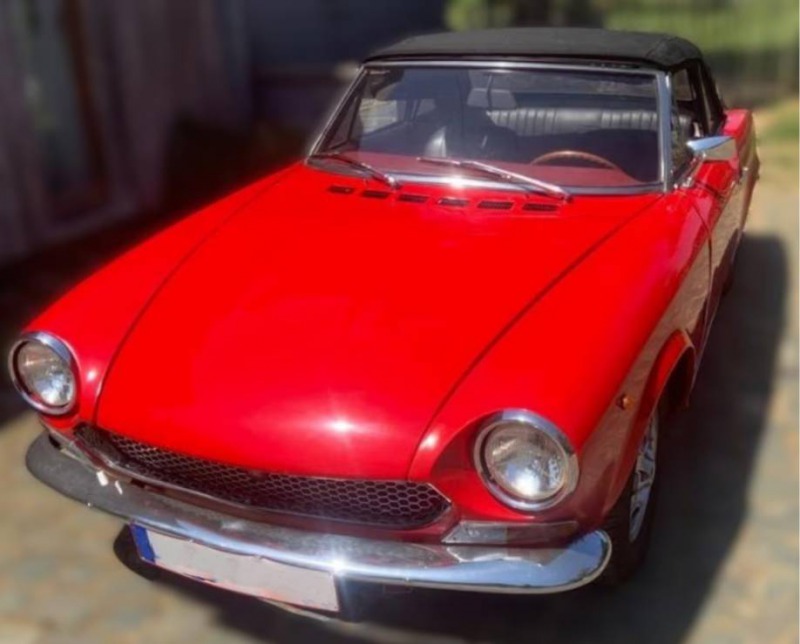 Fiat 124 Spider