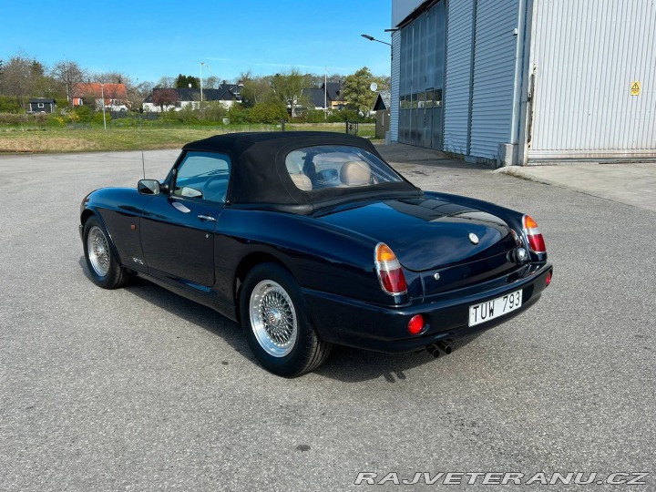 MG RV8 1993