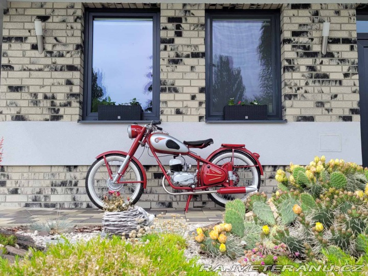 Ostatní značky Ostatní modely Csepel 125D 1954