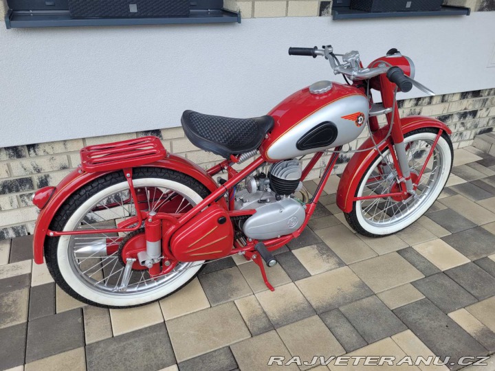 Ostatní značky Ostatní modely Csepel 125D 1954