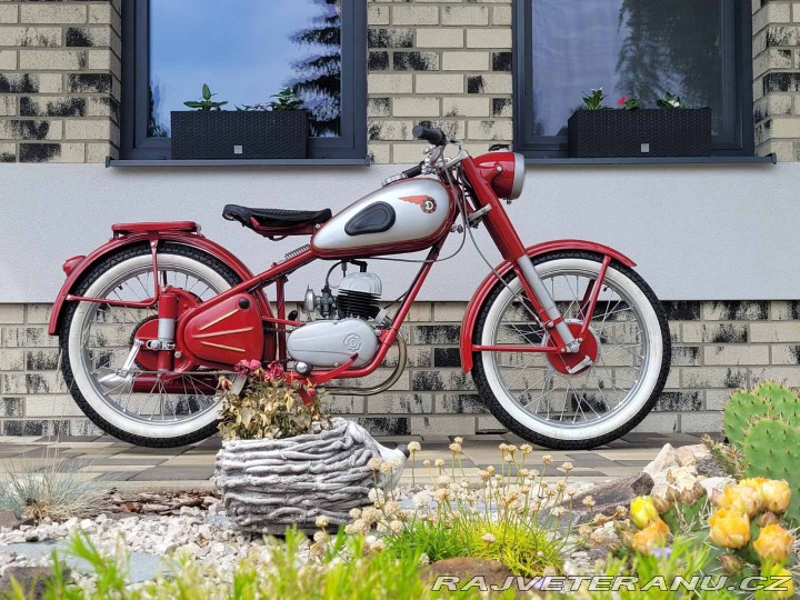 Ostatní značky Ostatní modely Csepel 125D 1954