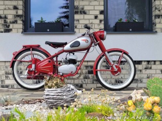 Ostatní značky Ostatní modely Csepel 125D 1954