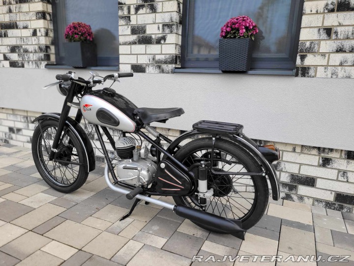 Ostatní značky Ostatní modely Csepel 125D 1954