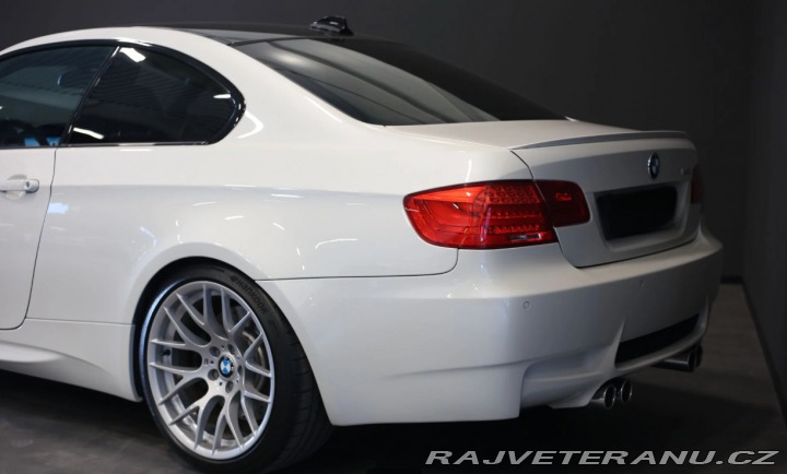 BMW M3 Drivelogic Competition 2011
