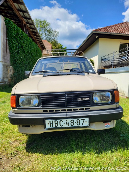 Škoda 105 L 1988