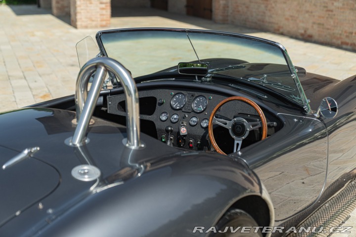Ostatní značky Ostatní modely Pilgrim SUMO AC COBRA REPLICA 1972