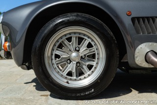 Ostatní značky Ostatní modely Pilgrim SUMO AC COBRA REPLICA 1972