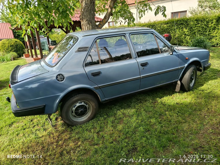 Škoda 120 1988