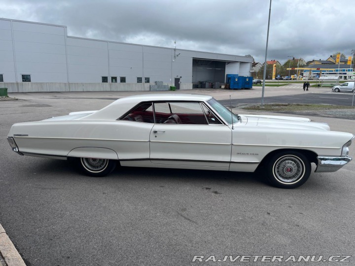 Pontiac Grand Prix Coupe 1965
