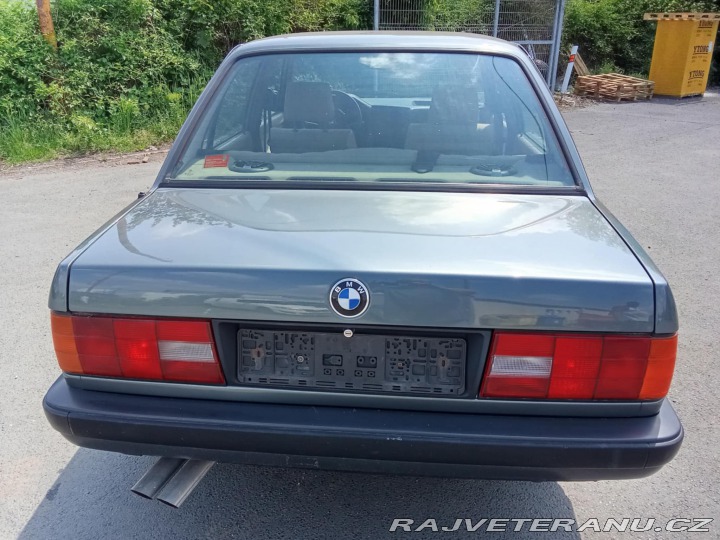 BMW 3 E30 1989