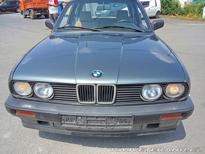 BMW 3 E30 1989