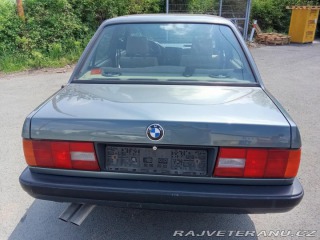 BMW 3 E30 1989