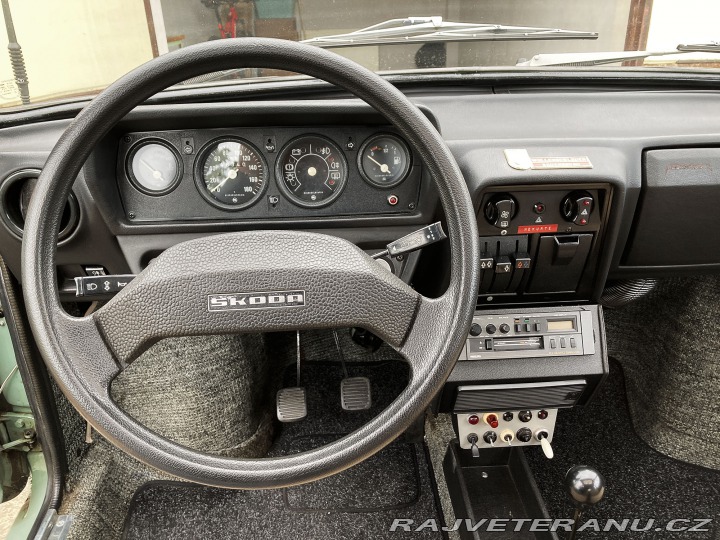 Škoda 105 L 1974