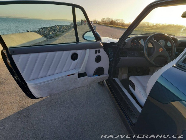 Porsche 911 964 911 Carrera 2 1993