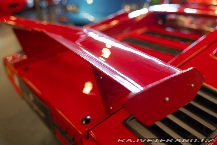 Ostatní značky Ostatní modely Agostini Auto COUNTACH Childrencar 1:1,5 1985