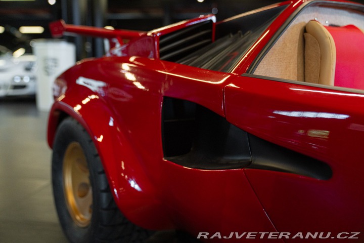 Ostatní značky Ostatní modely Agostini Auto COUNTACH Childrencar 1:1,5 1985