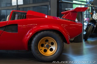 Ostatní značky Ostatní modely Agostini Auto COUNTACH Childrencar 1:1,5 1985