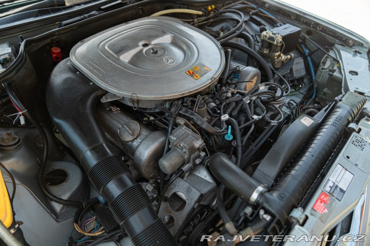 Mercedes-Benz 380 SEC 1982