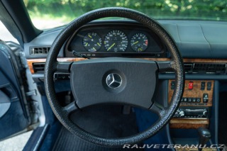 Mercedes-Benz 380 SEC 1982