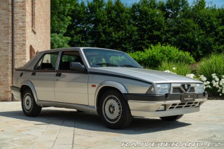 Alfa Romeo 75 2.0 1989