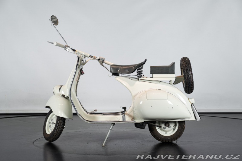 Piaggio Vespa VN2T 125 "FARO BASSO "