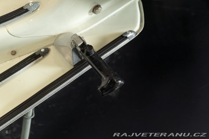 Piaggio Vespa VN2T 125 FARO BASSO 1956