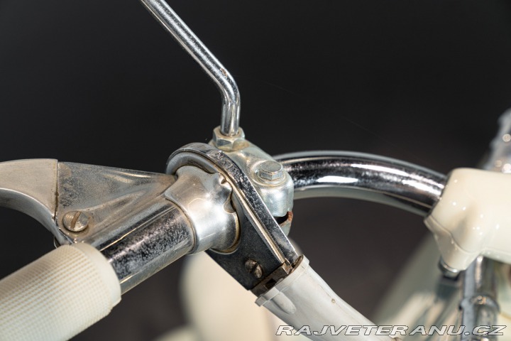 Piaggio Vespa VN2T 125 FARO BASSO 1961