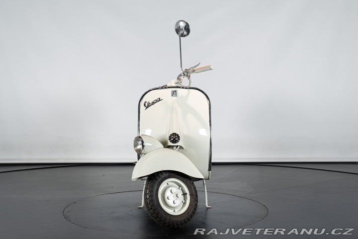 Piaggio Vespa VN2T 125 FARO BASSO 1961
