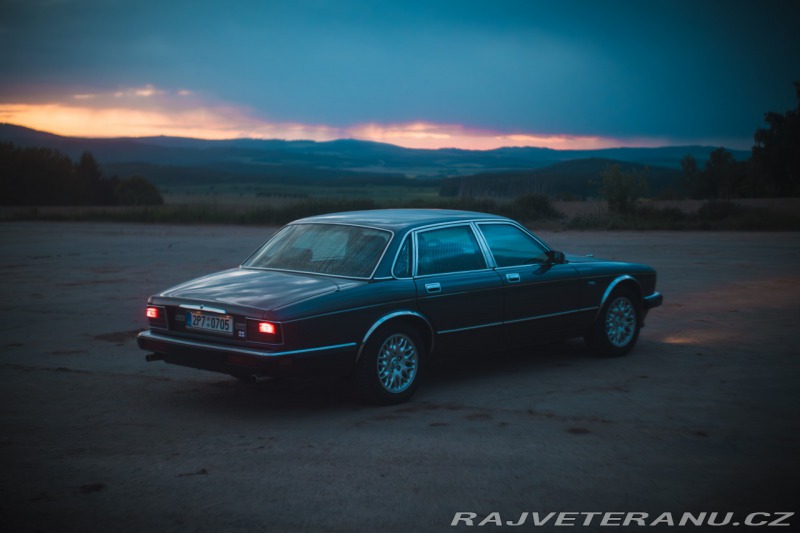Jaguar XJ 40 Sovereign