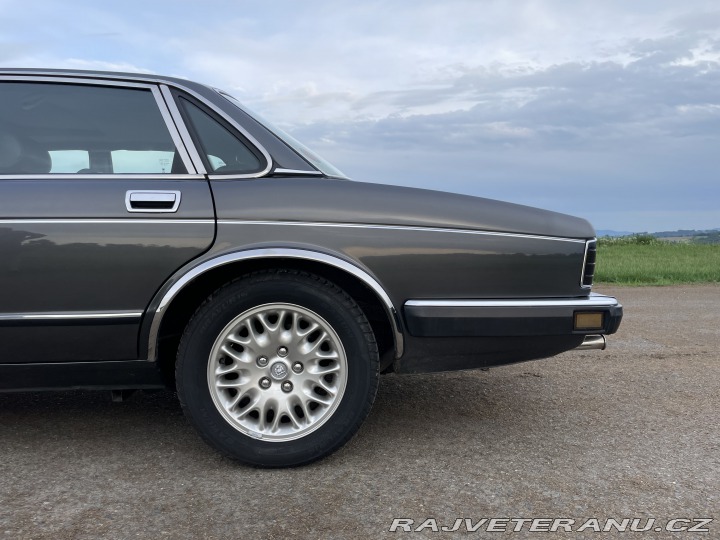 Jaguar XJ 40 Sovereign 1988