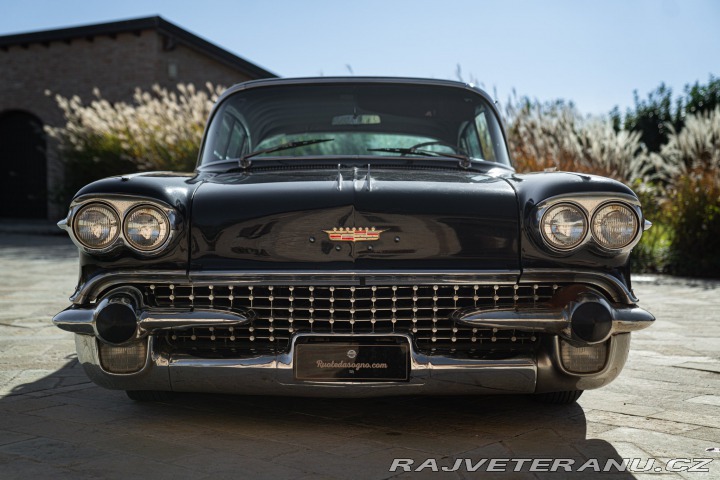 Cadillac Series 62 SPECIAL SERIES 62 FLEETWOOD SEDAN 1958
