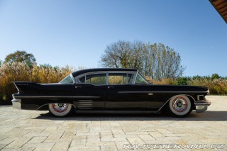 Cadillac Series 62 SPECIAL SERIES 62 FLEETWOOD SEDAN 1958