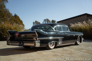 Cadillac Series 62 SPECIAL SERIES 62 FLEETWOOD SEDAN 1958
