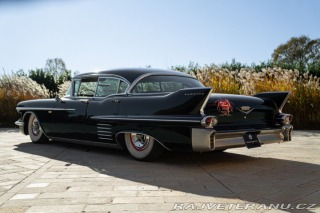 Cadillac Series 62 SPECIAL SERIES 62 FLEETWOOD SEDAN 1958